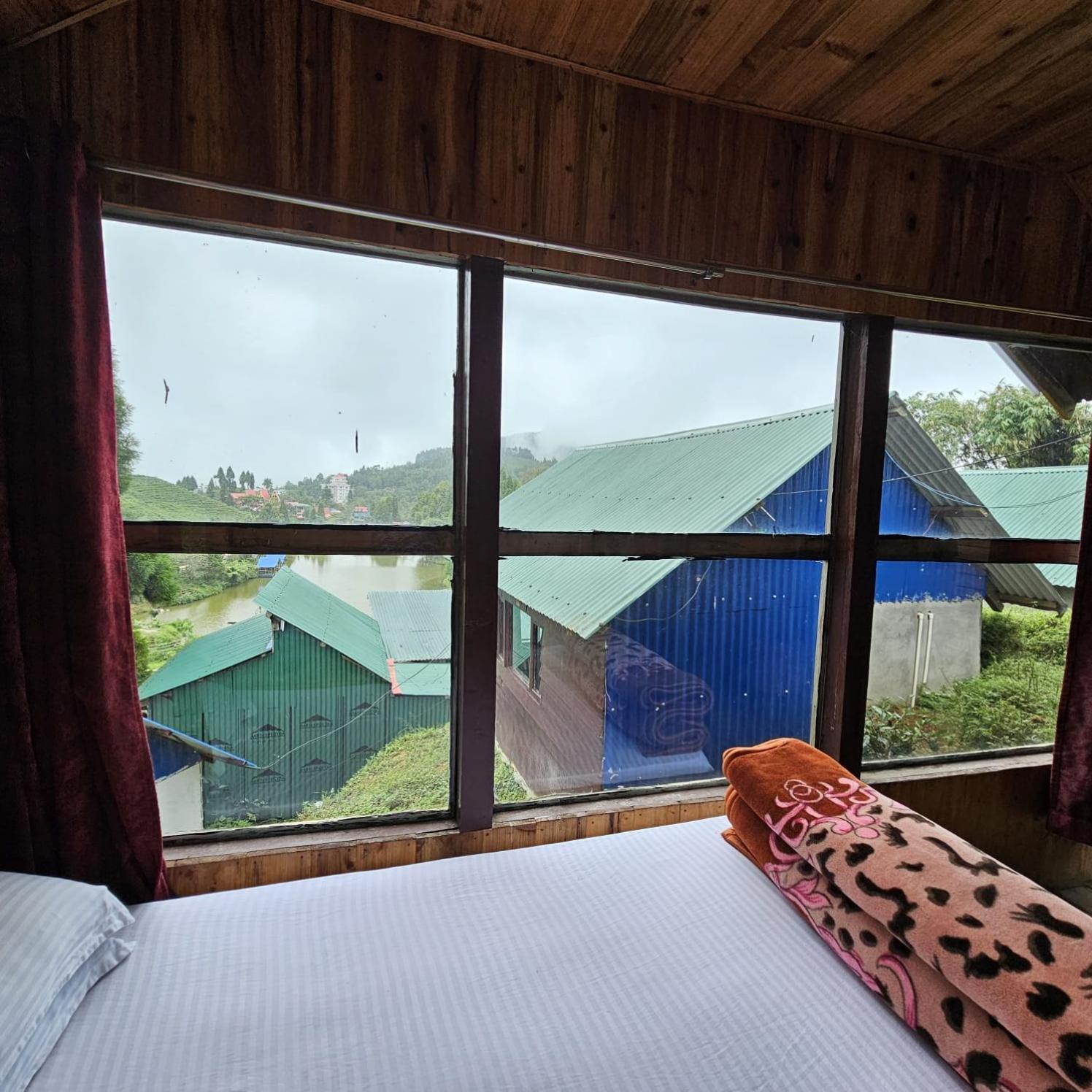 Lake View Resort Masala Zone Suryodaya Kültér fotó